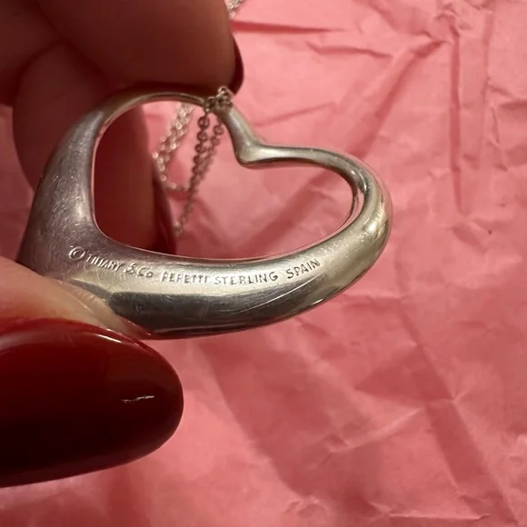 NE1 Tiffany x Elsa Peretti X-large open heart necklace ❤️♥️💖 - Picture 8 of 8